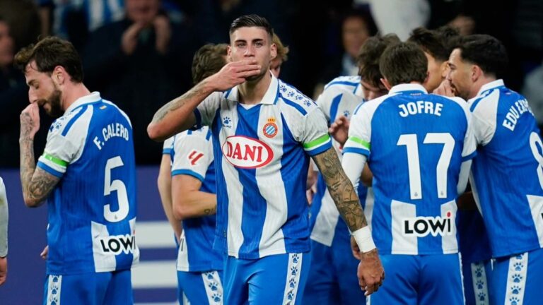Elche CF – RCD Espanyol: En busca de la reacción Roberto Espanyol