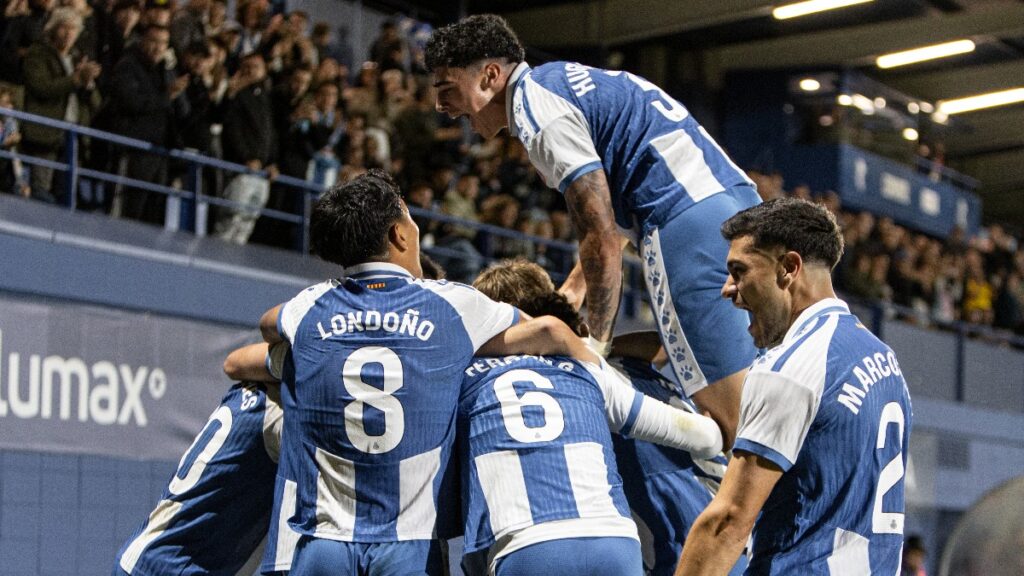 Los mejores momentos del Espanyol B – Barça Atlètic 2 Ferran Gómez rompió el empate en el Espanyol B 1-0 Barça Atlètic