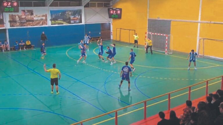 El equipo de balonmano de SD Espanyol sigue a tope