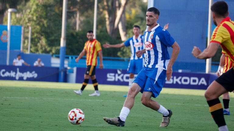 Justin Smith, que marcó en Alzira, da un pase en la primera jornada