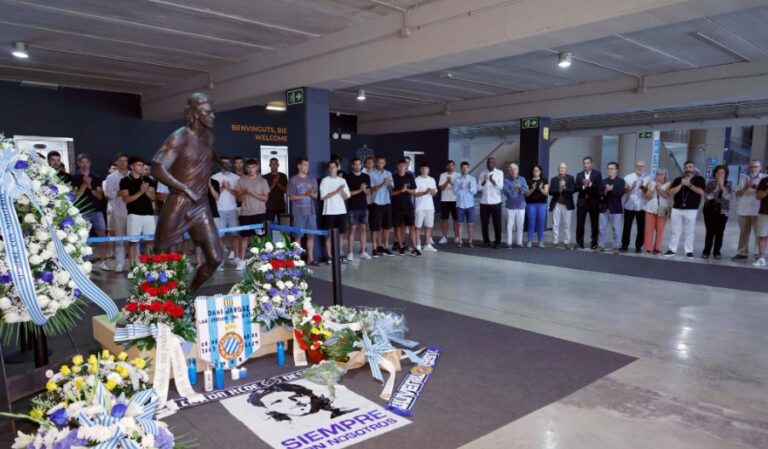 El Espanyol realizó un homenaje, como cada 8 de agosto, a Dani Jarque en la puerta '21' del RCDE Stadium