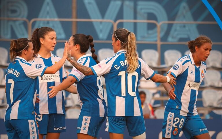 El Espanyol Femenino celebr aun gol en el amistoso ante la SE AEM