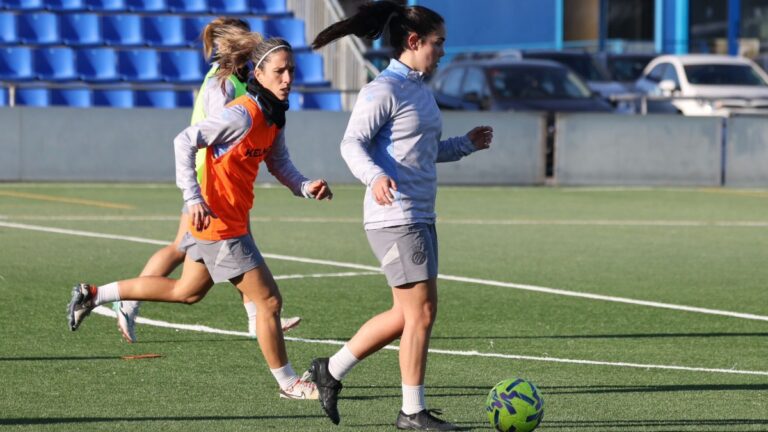 El Espanyol Femenino prepara el partido ante el Madrid CFF en la CE Dani Jarque
