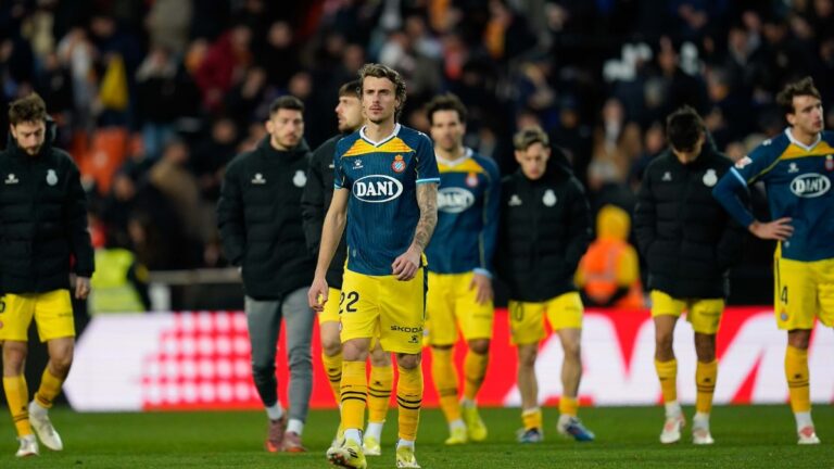 Mestalla, el segundo campo en el que el Espanyol ha perdido más partidos en Primera Espanyol Mestalla