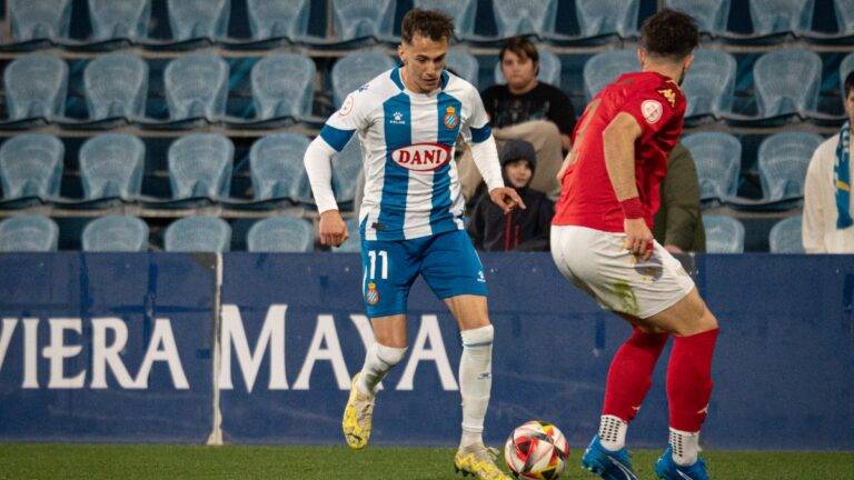 Kenneth Soler repetirá en el once del Espanyol B ante la SCR Peña Deportiva