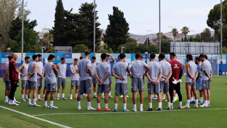 El Espanyol 2026-27 empieza a andar El Espanyol realiza el primer amistoso de la pretemporada en la CE Dani Jarque