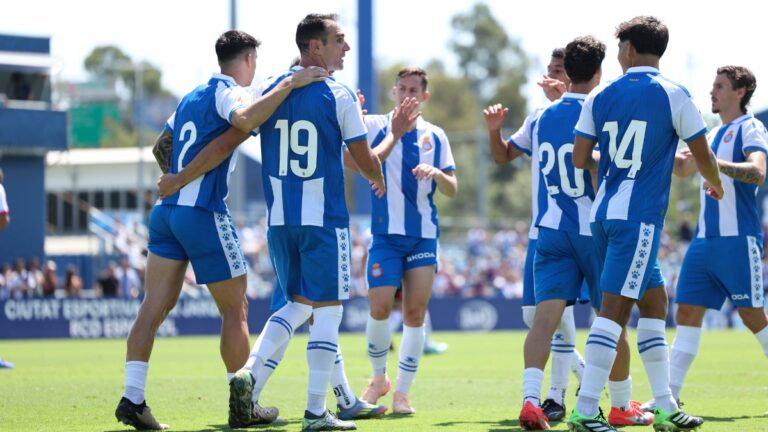 El Espanyol luce la blanquiazul en el amistoso ante el Southampton FC