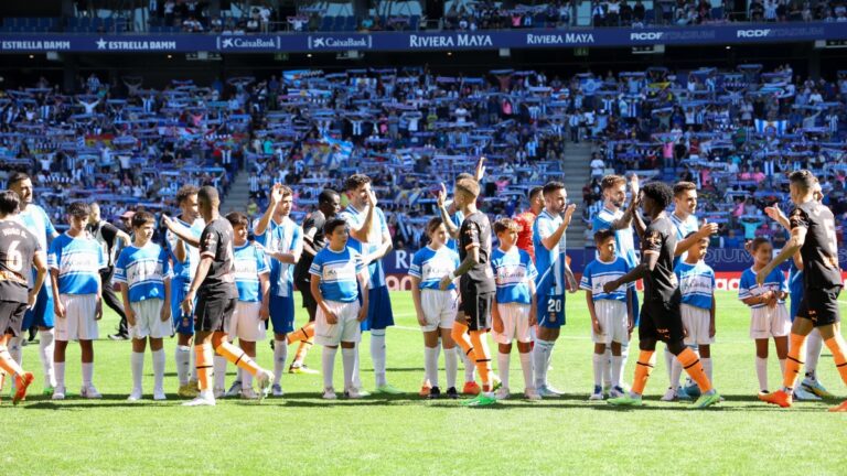 El Espanyol - Valencia CF en el aire