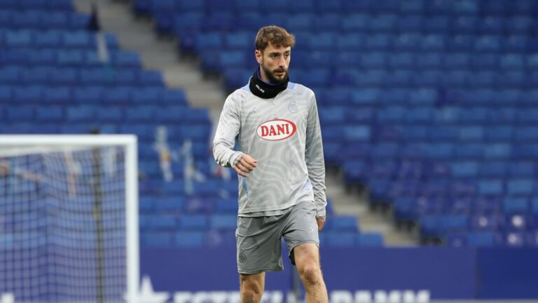 Fernando Calero prepara un partido de LaLiga con el Espanyol en el RCDE Stadium