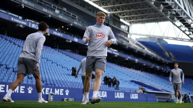 Las fichas del Espanyol, ‘sujetas’ a la edad El Espanyol entrena en el RCDE Stadium antes de un partido liguero