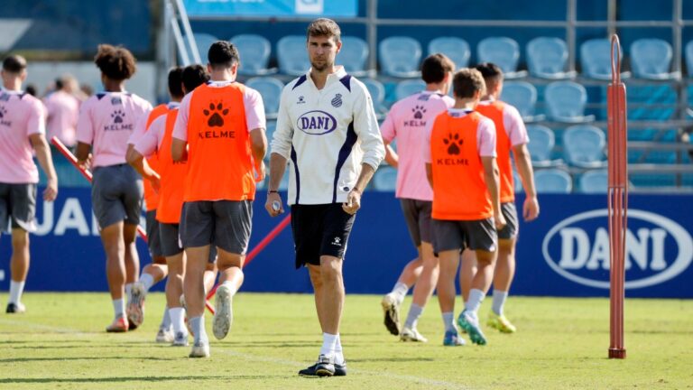 El filial del Espanyol, también de vuelta a los entrenamientos