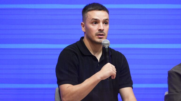 Andoni Gorosabel: «El equipo tenía buena pinta y la decisión fue rápida» Andoni Gorosabel atiende por primera vez a los medios de comunicación como jugador del Espanyol