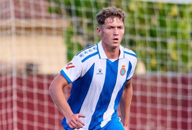 Hugo Pérez se marcha del Espanyol sin debutar Hugo Pérez inició la pretemporada con el Espanyol el curso pasado