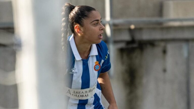 Iara Lacosta, fichaje sorpresa para el Espanyol Femenino Iara Lacosta, en un partido con el Espanyol Femenino