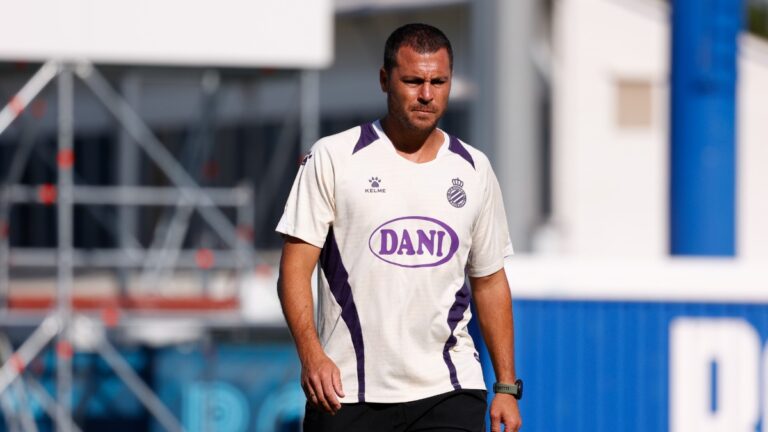 Javi Chica, en el campo 1 de la CE Dani Jarque