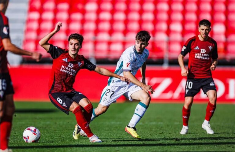 Javi Hernández al fin debutó con la SD Huesca