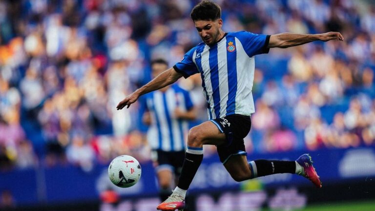 El canterano ha cumplido su sueño en el RCDE Stadium