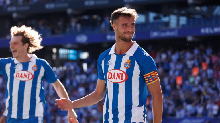 El delantero celebrando el segundo gol contra el Deportivo Alavés