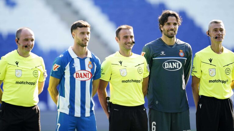 javi puado cabrera partido entrenamiento espanyol rcde stadium