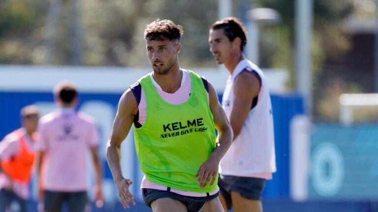 Javi Puado podría volver a una lista del Espanyol para San Mamés