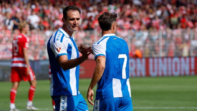 Kike García y Javi Puado coincidieron en el once titular ante el Union Berlín