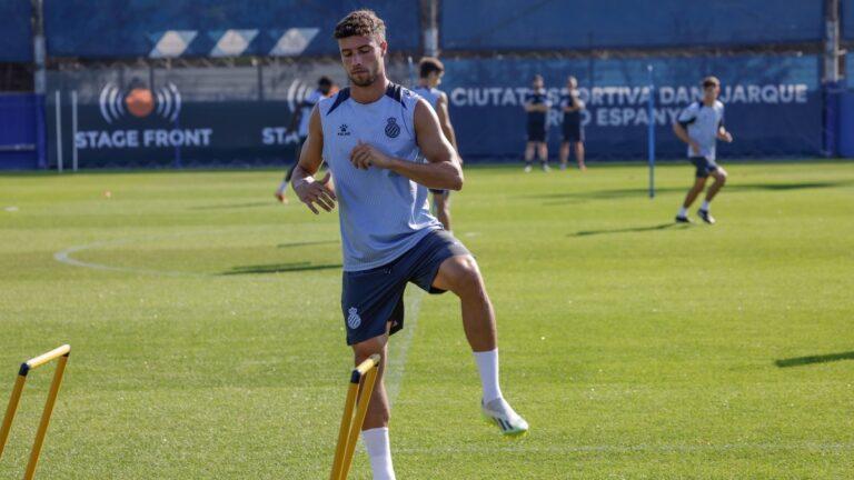 Javi Puado ya entrena con sus compañeros