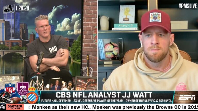 JJ Watt carga contra los árbitros en 'The Pat McAfee Show'