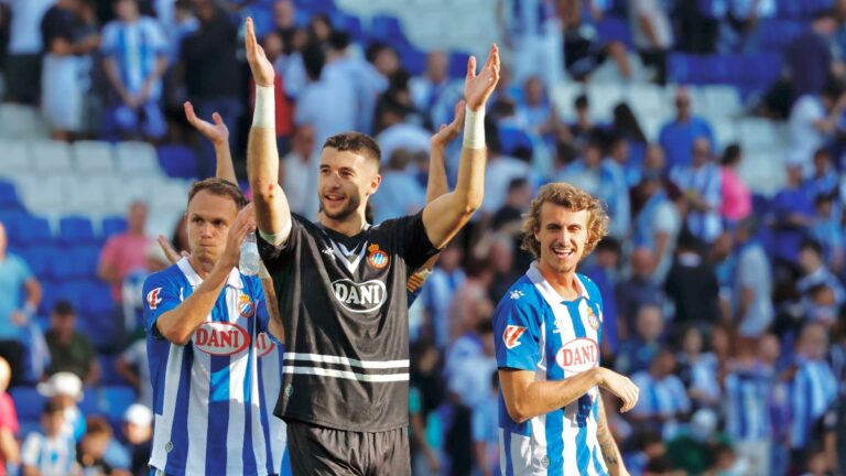 Joan Garcia encajó dos goles en la victoria ante el Deportivo Alavés