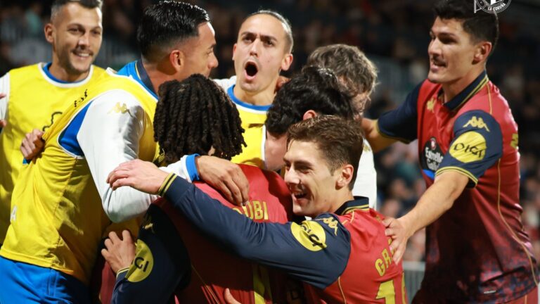 José Gragera devuelve al Deportivo de la Coruña al ‘play-off’ José Gragera celebra una victoria con el Deportivo de la Coruña ante el Real Zaragoza