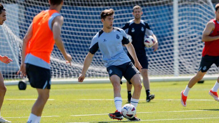 José Gragera apunta a ser una de las novedades en la lista ante el Sporting de Gijón