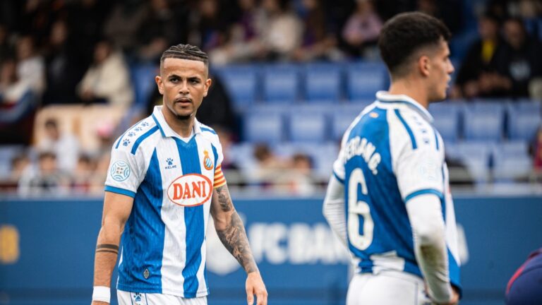 José Luis Catalá repitió titularidad en el Barça Atlètic - Espanyol B