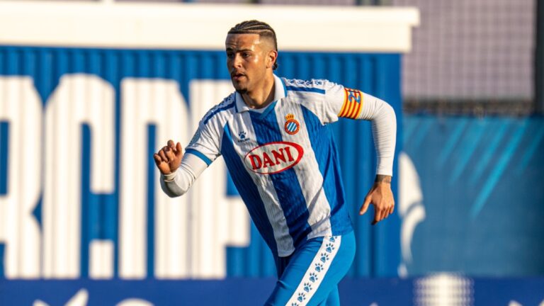José Luis Català fue el capitán del Espanyol B ante el Torrent CF