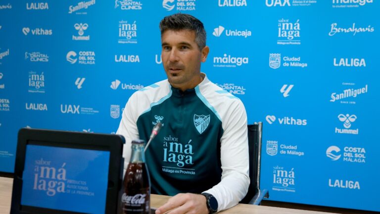 Juan Funes, en la sala de prensa de La Rosaleda