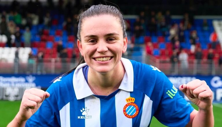 Júlia Guerra marca el 1-1 para el Espanyol Femenino en Ipurúa
