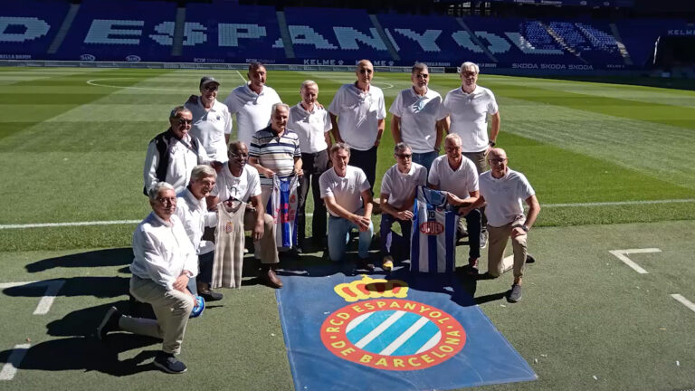 Miembros de aquel equipo debutante en la ACB en el RCDE Stadium