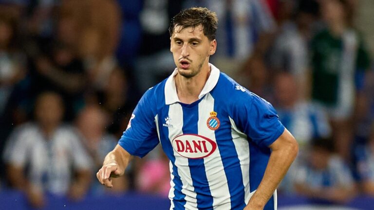 Kumbulla disputó su primer encuentro con el Espanyol