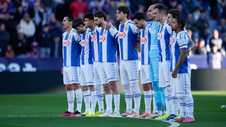 El Espanyol necesita reforzarse tras la grave lesión de Javi Puado Levante Espanyol