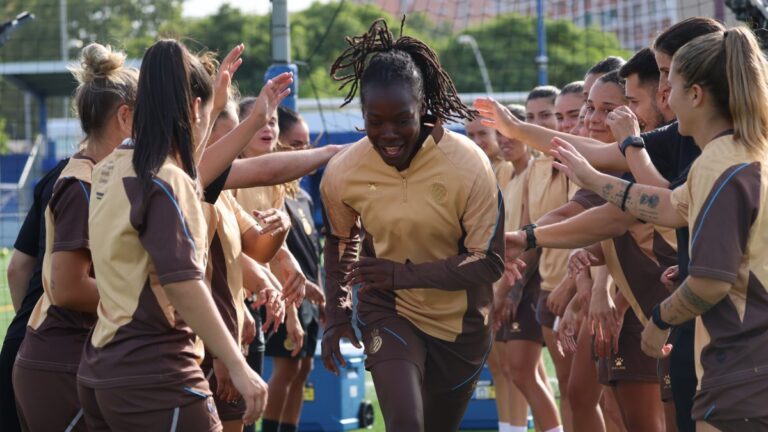 Phoenetia Browne fue la última jugadora del Espanyol Femenino en incorporarse a los entrenamientos en la CE Dani Jarque