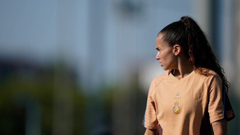 Lucía Vallejo, en un entrenamiento con el Espanyol Femenino