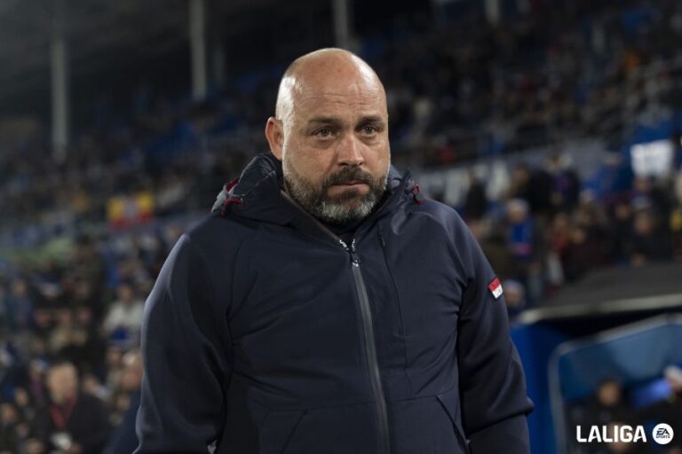 Manolo González