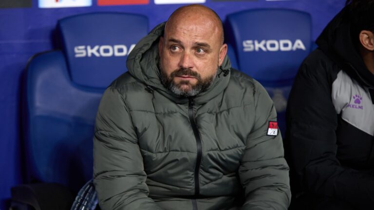 Manolo González antes de un partido del Espanyol