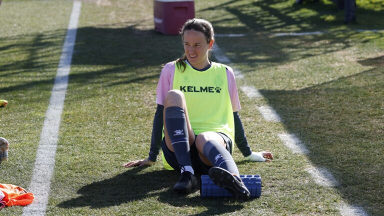 Mar Torras fue titular en el Granada CF - Espanyol Femenino