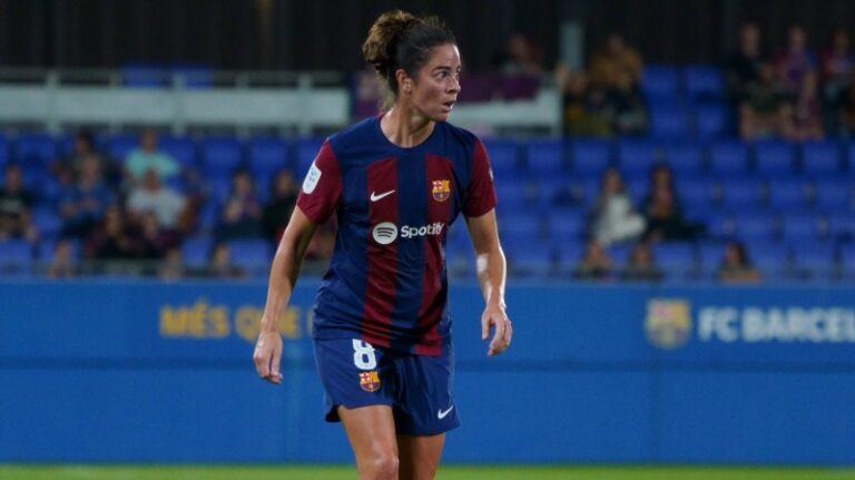 Marta Torrejón viste la blaugrana en un partido del FC Barcelona Femenino en el Johan Cruyff