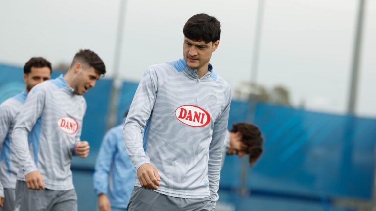 Miguel Rubio, en un entrenamiento con el Espanyol