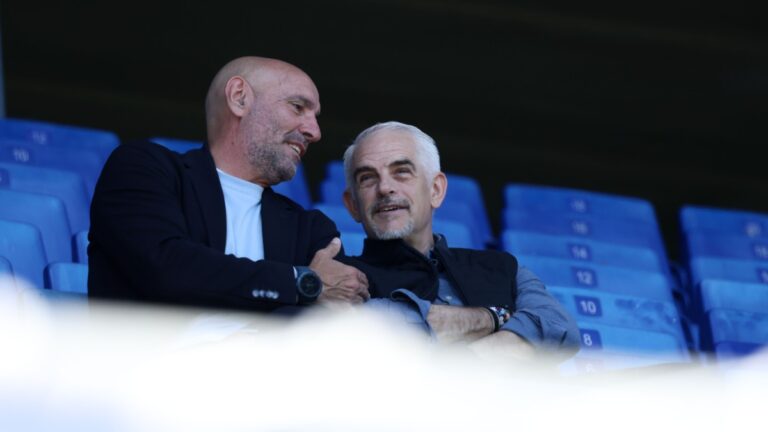 Monchi y Alan Pace en la grada del RCDE Stadium
