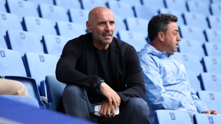 Monchi, junto a Sergio Ortega, en la previa del Espanyol - Athletic Club de Bilbao