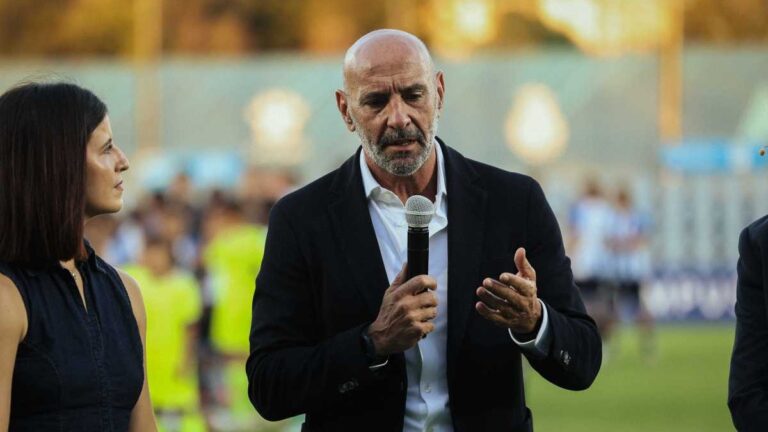 Monchi: «La afición del Espanyol sigue exigente y no se conforma con poco» Monchi, en la CE Dani Jarque hablando de la cantera