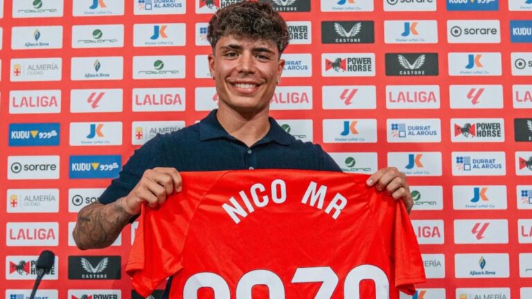 Nico Melamed firmó con la UD Almería hasta el 30 de junio de 2030