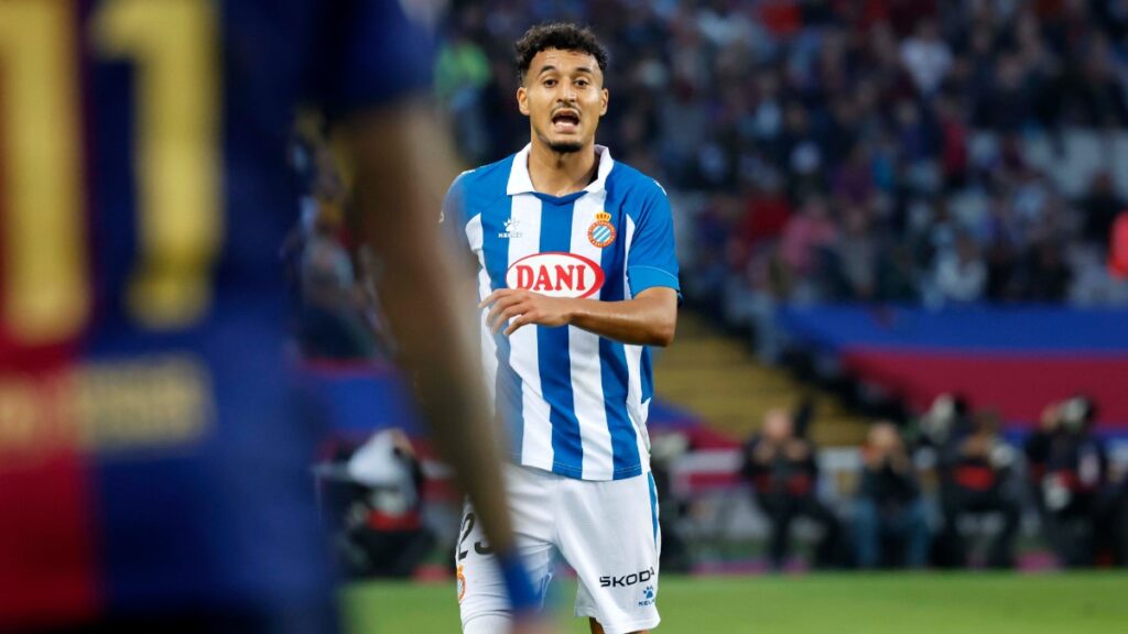 Omar El Hilali jugó en Montjuïc su primer derbi ante el FC Barcelona con el primer equipo del Espanyol