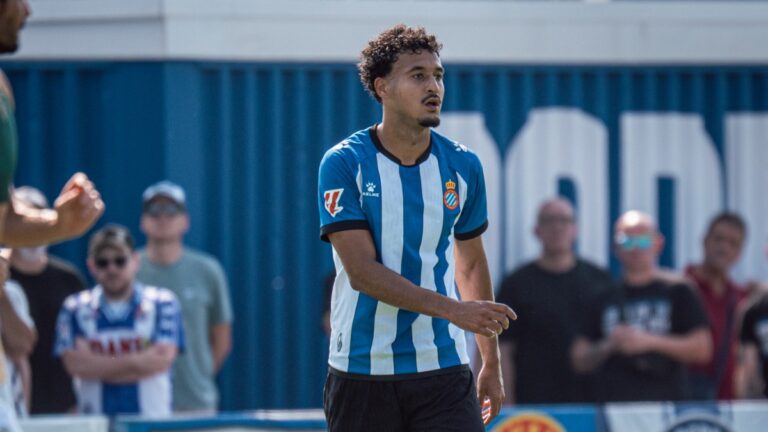 Omar El Hilali participa en el amistoso entre el Espanyol y el CE Sabadell